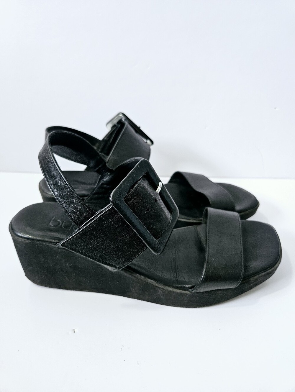 Bueno Felicity Wedge Sandals Size 39 US 8.5/9 Black Leather Strappy